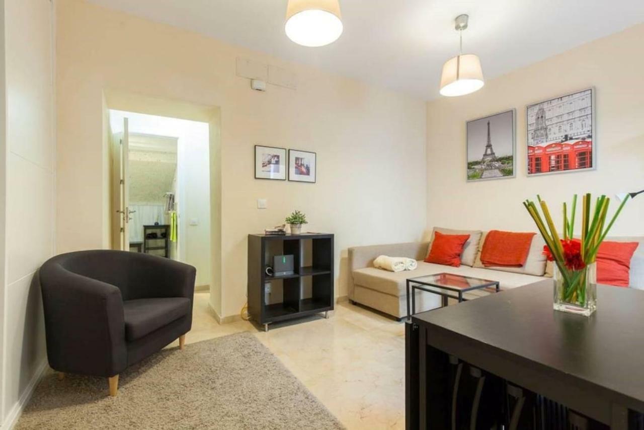 A4 Centro De Sevilla Catedral Santa Cruz Parking Privado Opcional Екстериор снимка